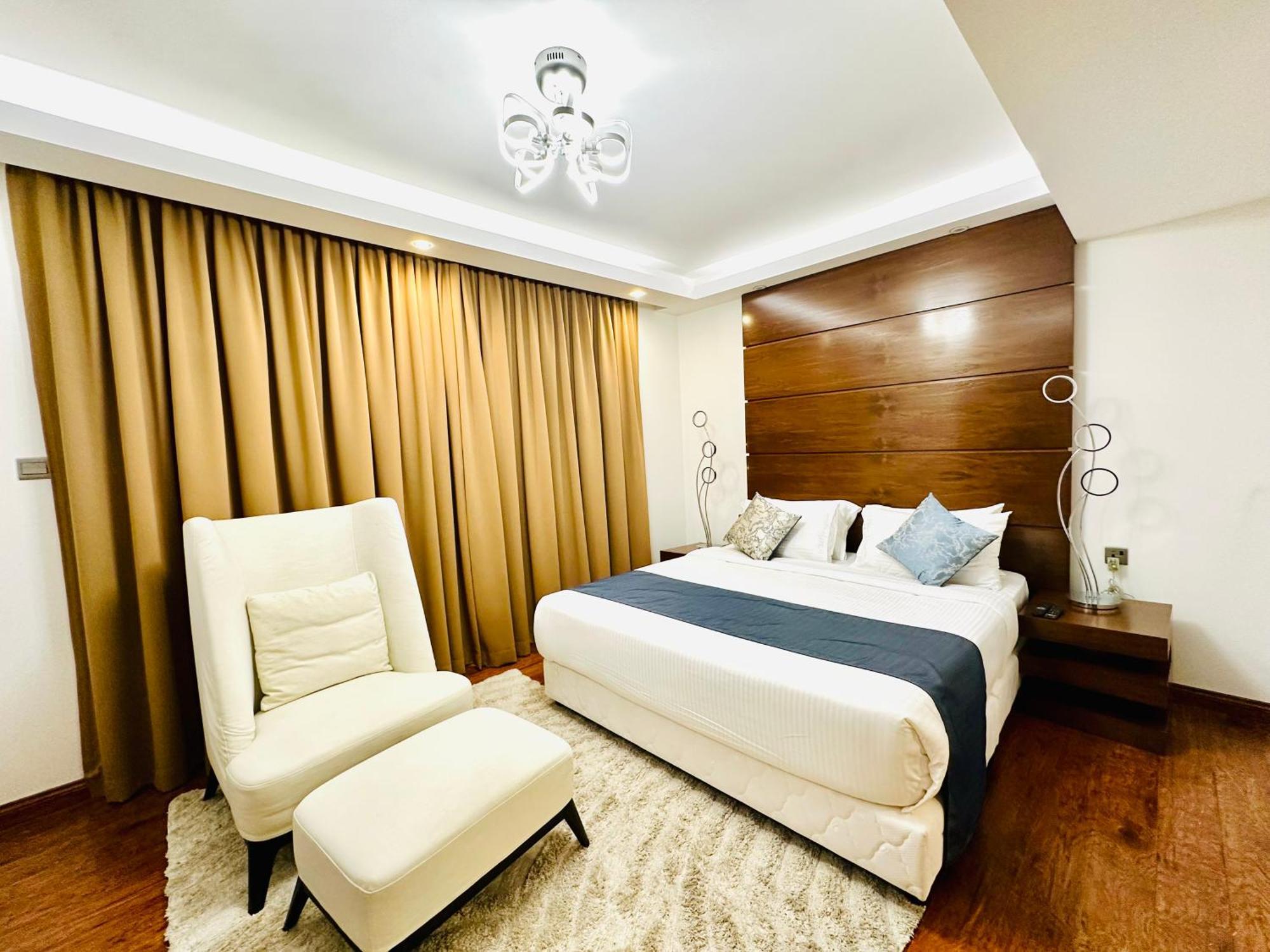Saxophone Suites Muharraq Exteriér fotografie